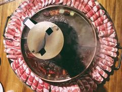 -一群羊手扒肉·火锅·早茶(远东公寓店)
