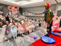 -小鲤鱼生日气球派对会场策划布置