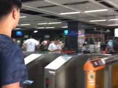 -白云公园(地铁站)
