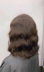 -诗悦发型SALON·圣罗兰店