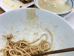 -王拐拐热干面·武汉三鲜豆皮(徐家汇店)