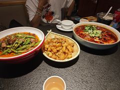 -万重锦·人文川菜馆(骡马市店)