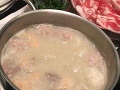 -红鼎豆捞·非遗鲍皇汤火锅(宝丰路店)