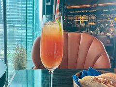 -福楼毕斯罗F Bistronome(国贸商城约会地标景观店)