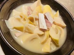 -新白鹿餐厅(金鹰新街口店)