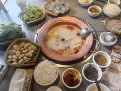 -阿婆情腊排骨火锅·野生菌季(古城旗舰店)