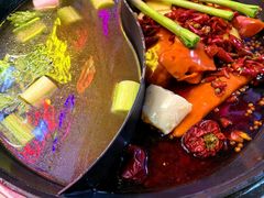 -赵美丽·重庆社区火锅·直营店(火车东站·中豪国际店)