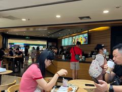 大堂-星巴克(广州中华广场B1层店)