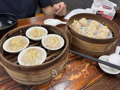 -莱莱小笼·乔艾