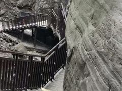 -龙潭大峡谷
