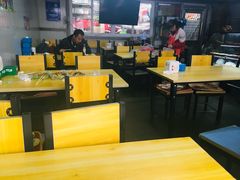 大堂-大江麻辣拌(石油学院店)