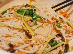 鸡丝凉米线-云海肴云南菜(美罗城店)