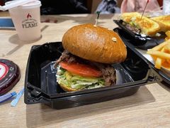 -The Habit Burger Grill 哈比特汉堡(爱琴海店)