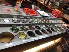 自助调料区-小龙坎老火锅(北京三里屯店)