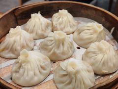 蟹粉小笼包-馋三尺蟹粉小笼(人民广场店)