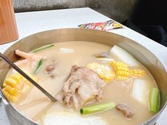 -肥仔文澳门猪骨煲(南京西路店)