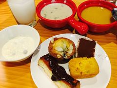 奶油蘑菇汤，大米布丁等-So Lounge索兰至餐厅(蓝色港湾店)