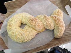 -奈雪的茶(亨特国际广场店)