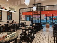 大堂-十八家面馆(均瑶店)