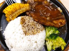 -佰搭果·广式茶餐厅(西华路店)