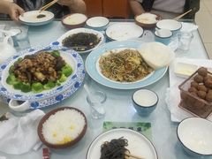 -大鸭梨烤鸭店(金顶街店)