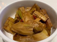 -渝是乎酸菜鱼·川渝小炒(新世界百货望京店)