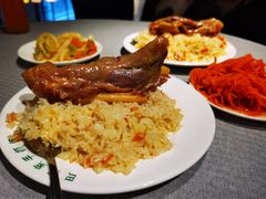 单腿抓饭-巴依家新疆手抓饭(菱角湖万达店)