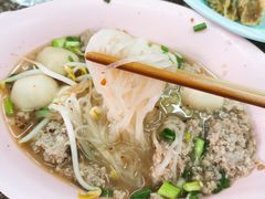 -榮泰米粉湯(Left Shop)