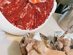 -左庭右院鲜牛肉火锅(浦江欢乐颂店)