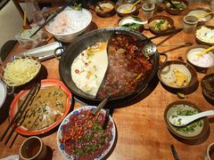 -周小明火锅(黑金冠社区店)