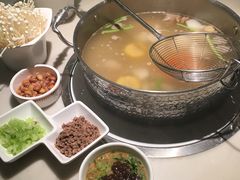 -左庭右院鲜牛肉火锅(浦江欢乐颂店)