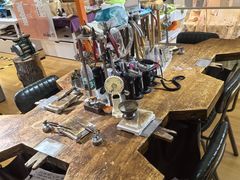 -十八字金·银饰·拼豆·开蚌DIY(魏公芳华里店)