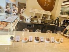 -VERIE BAKEHOUSE