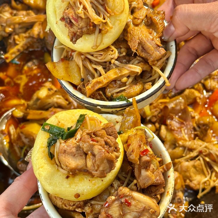 昆明 太绝了吧️自己diy的窝窝头柴火鸡好好吃