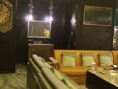 -W20 SHINING Party·K(悦豪和平路店)