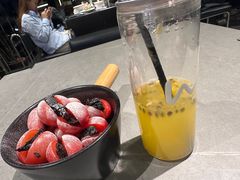 -W COLLECTIVE  DESSERT SHOP