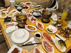 -雍和会海鲜姿造自助(湖东路店)