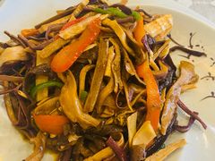 -小厨子私房菜·云南美食店