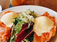 -ROAST coffee & eatery