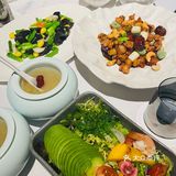 🍽️ 饱餐与被爱，所幸运之事，顺问冬安！ ❄️