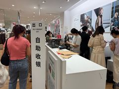 -优衣库(长沙国金中心店)