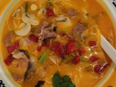 -粉小主·贵州酸汤牛肉粉(南京仙林金鹰店)