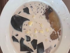 娟珊大满贯-RUXU入续糖水铺与包(卓悦中心店)