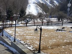 -亚布力新体委滑雪场