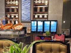 -美食汇海鲜自助餐厅·小龙虾烧烤(富力万达文华酒店)