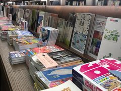 -诚品(信义店)