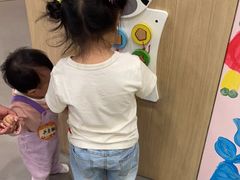 -金宝贝早教&托育(新百CCpark中心)