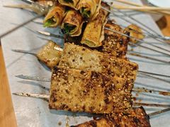 -亿牌牌东北烧烤(怀特店)