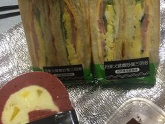 红丝绒蛋糕卷-中粮丰通（北京)食品有限公司