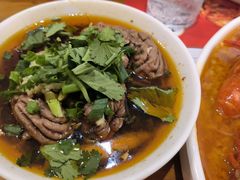 -李双猪·小龙虾·烧烤·羊肉煲(乐山店)